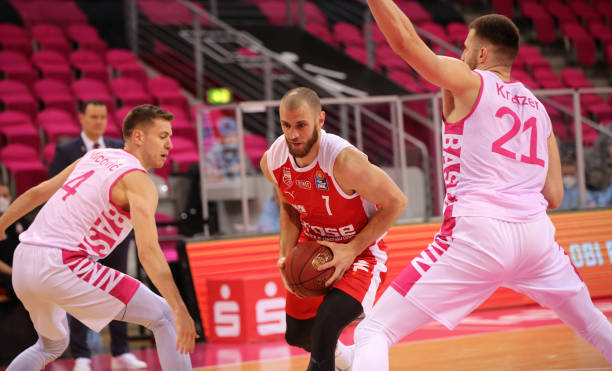 跑动路线还 跑动路线还